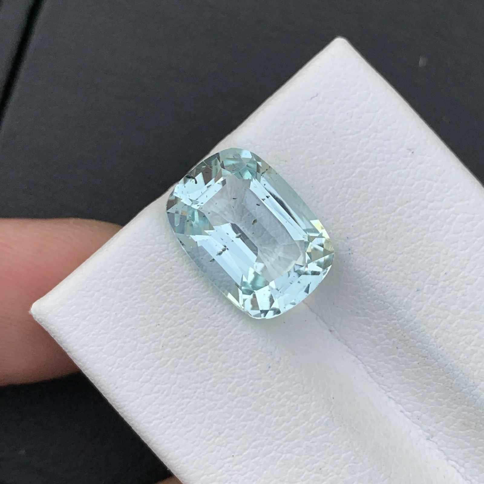 Natural Greenish Blue Aquamarine 5.64 Carat Skardu Pakistan Cushion Faceted Loose Gemstone — view 2